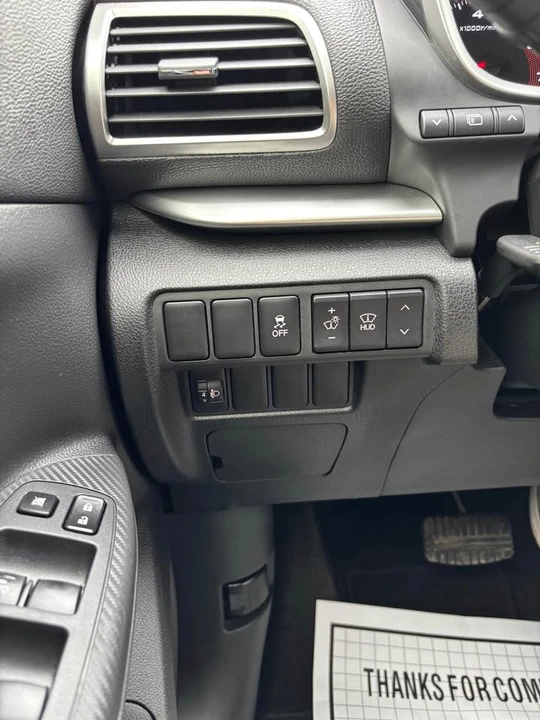 2018 Mitsubishi Eclipse Cross - Image 17 of 19