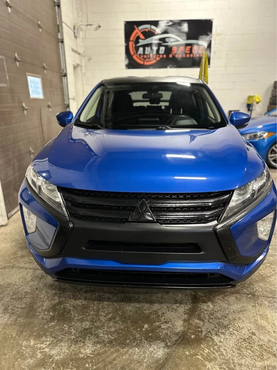 2018 Mitsubishi Eclipse Cross - Image 2 of 20