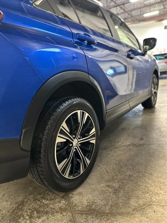2018 Mitsubishi Eclipse Cross - Image 9 of 20