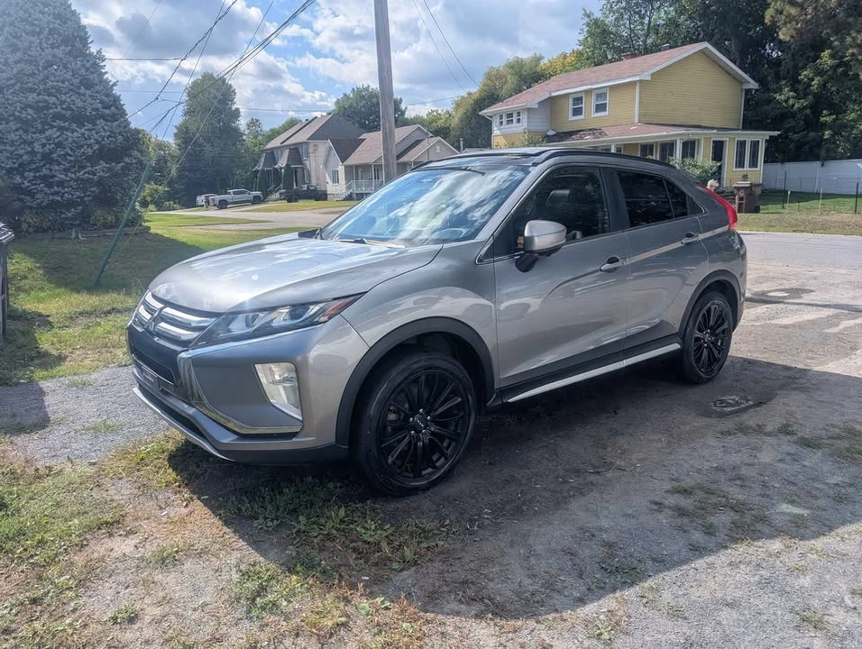 2018 Mitsubishi Eclipse Cross - Image 3 of 11