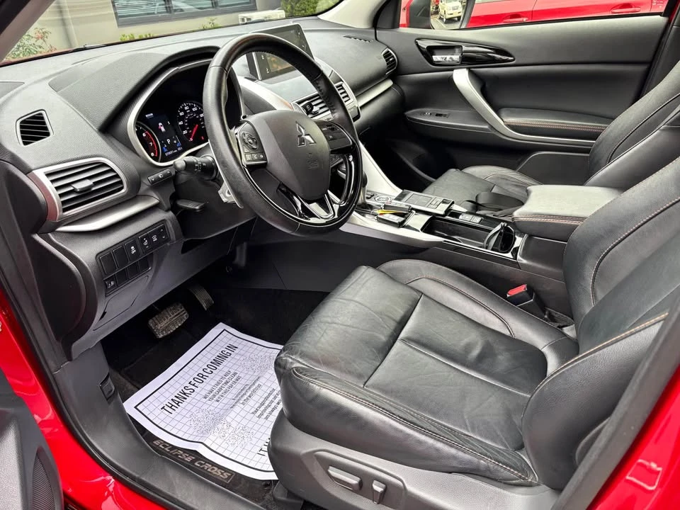 2018 Mitsubishi Eclipse Cross - Image 9 of 19