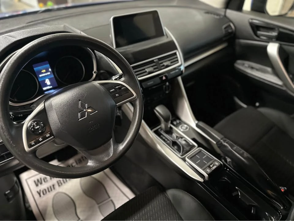 2018 Mitsubishi Eclipse Cross - Image 15 of 20
