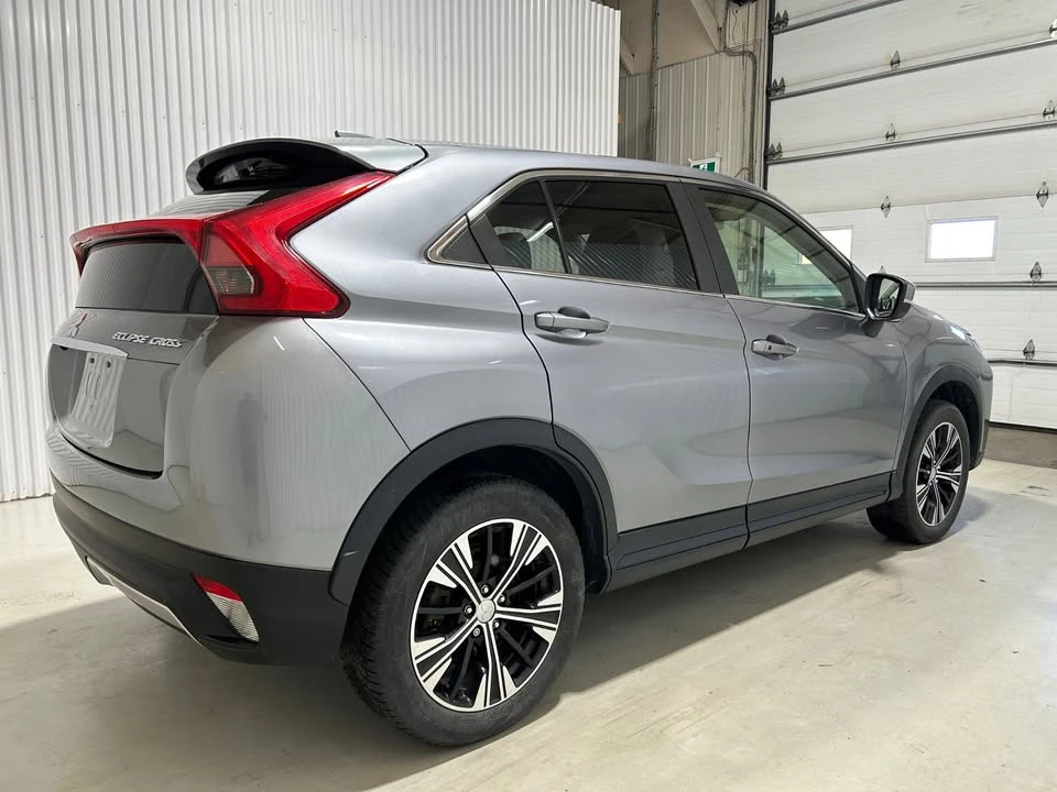 2018 Mitsubishi Eclipse Cross - Image 5 of 18