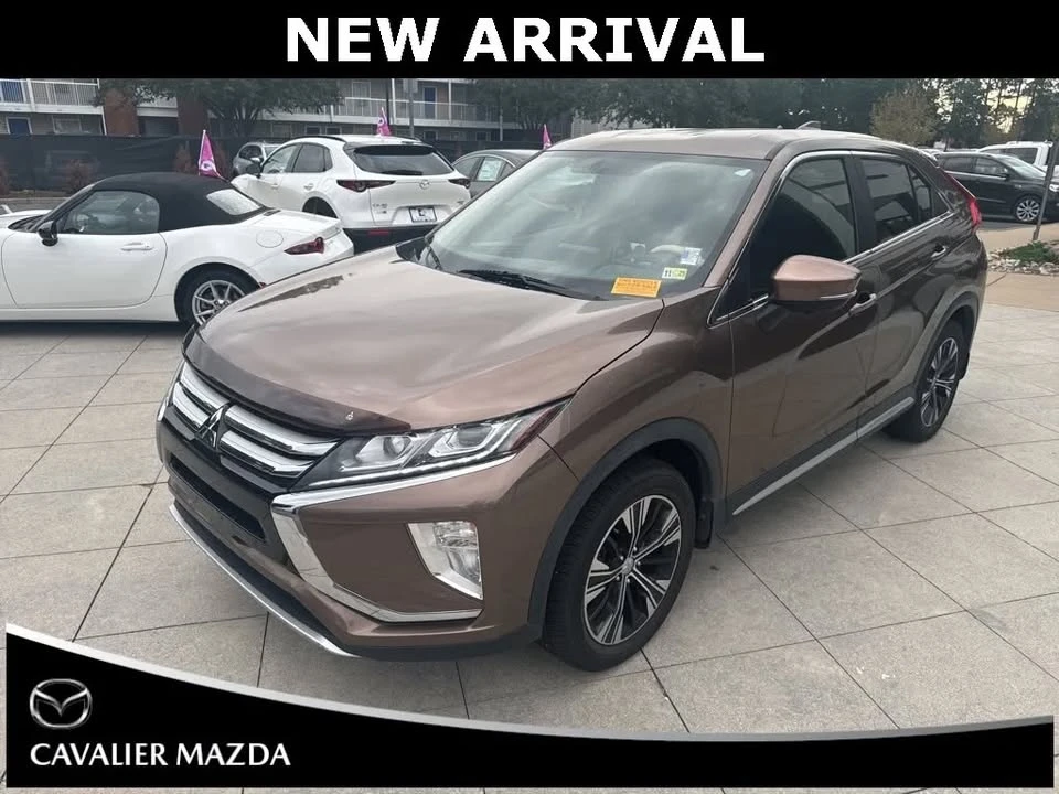2018 Mitsubishi Eclipse Cross - Image 8 of 19