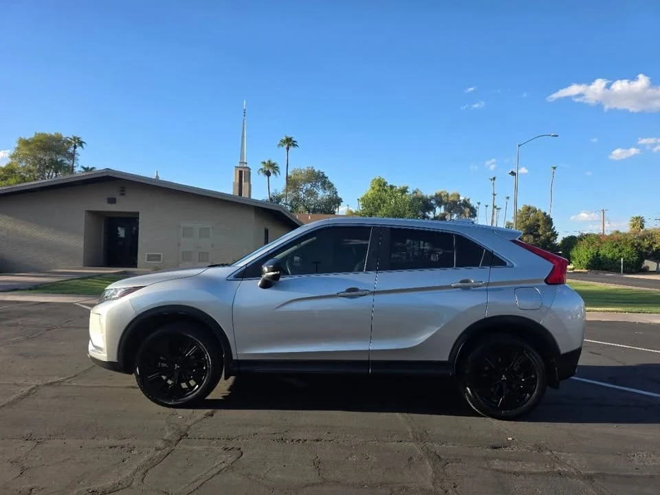 2018 Mitsubishi Eclipse Cross - Image 3 of 20