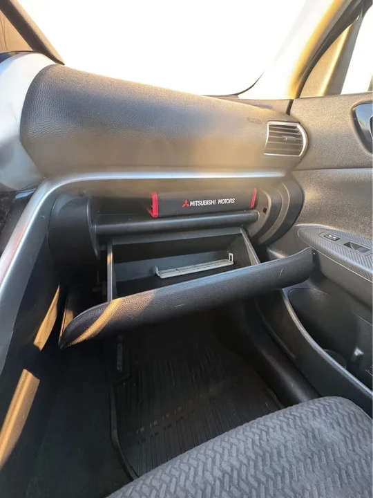 2018 Mitsubishi Eclipse Cross - Image 6 of 6