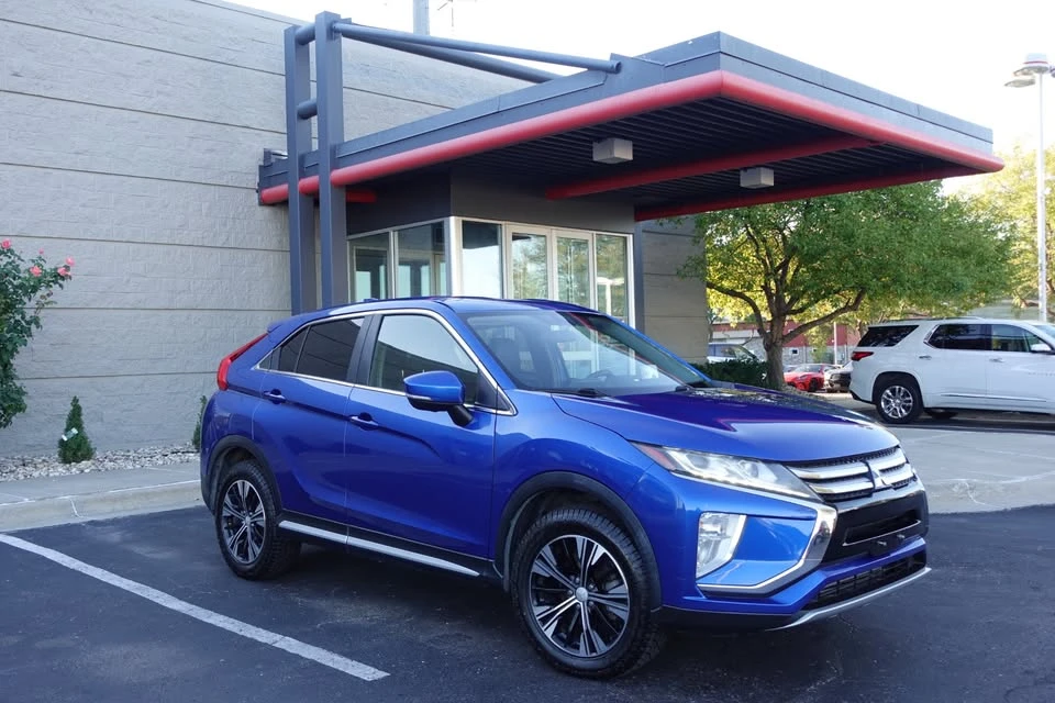 2018 Mitsubishi Eclipse Cross - Image 3 of 20