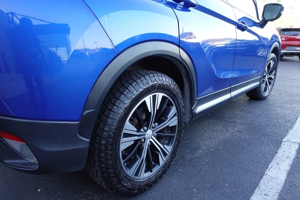 2018 Mitsubishi Eclipse Cross - Image 5 of 20