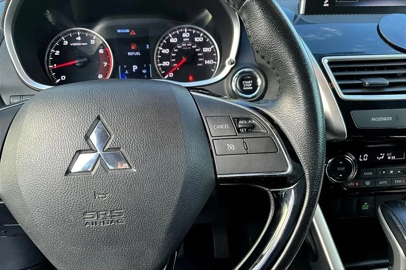 2018 Mitsubishi Eclipse Cross - Image 15 of 19