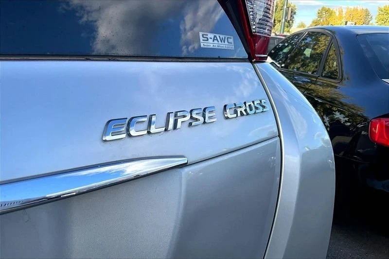 2018 Mitsubishi Eclipse Cross - Image 7 of 19