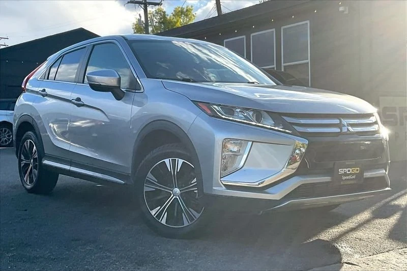 2018 Mitsubishi Eclipse Cross - Image 8 of 19
