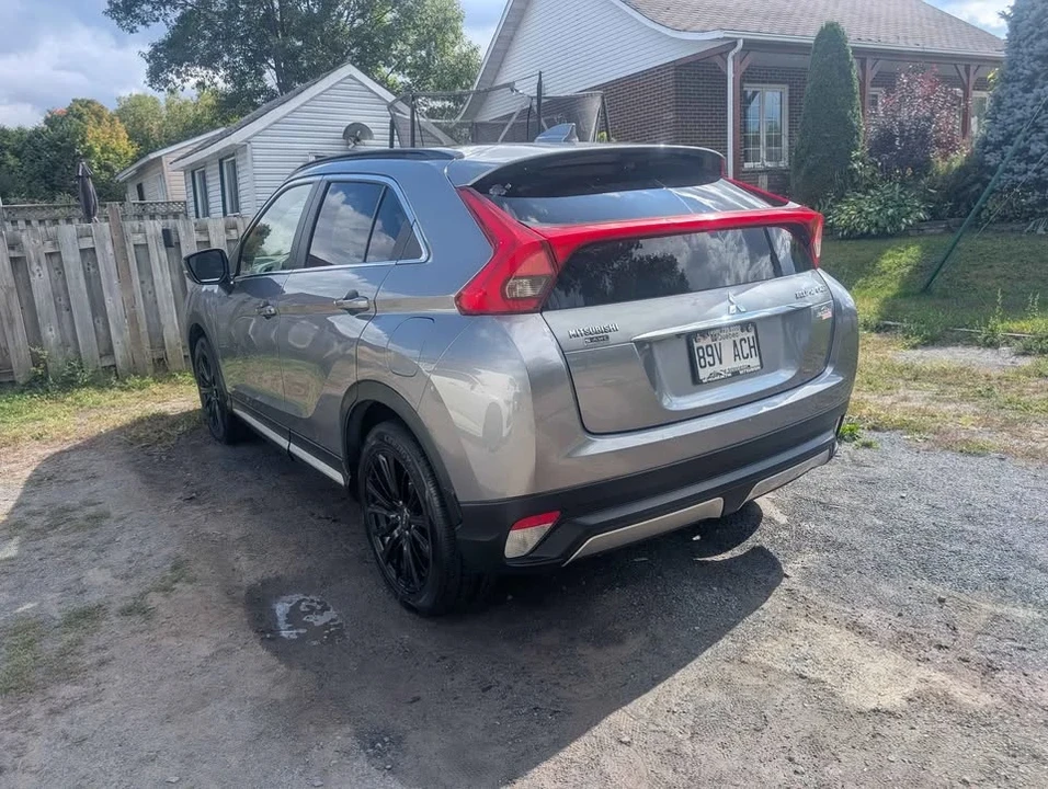2018 Mitsubishi Eclipse Cross - Image 4 of 10