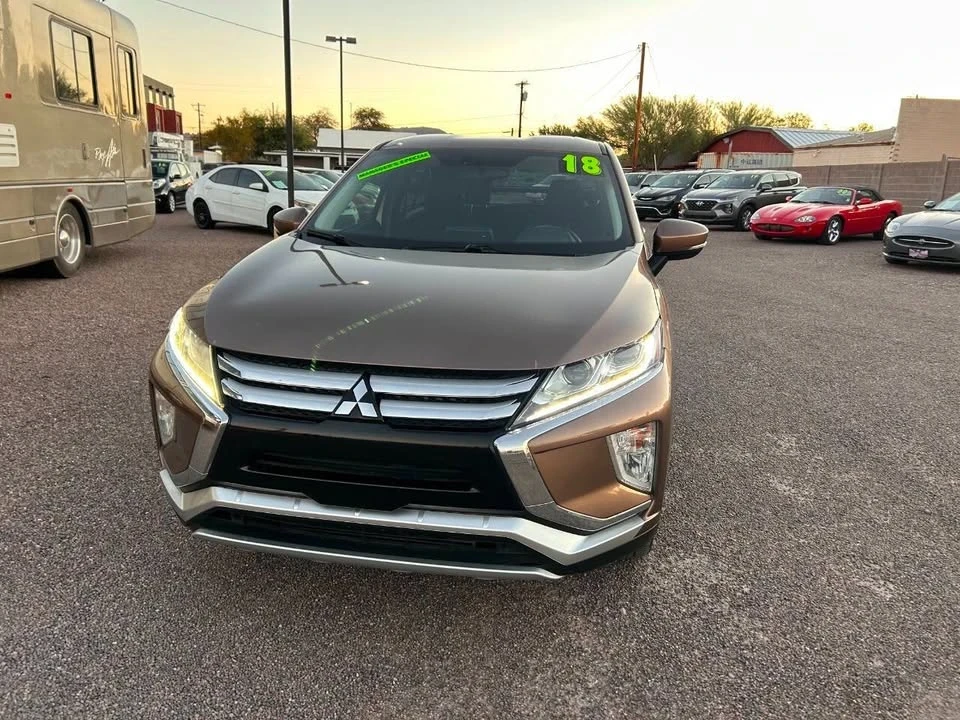 2018 Mitsubishi Eclipse Cross - Image 2 of 15