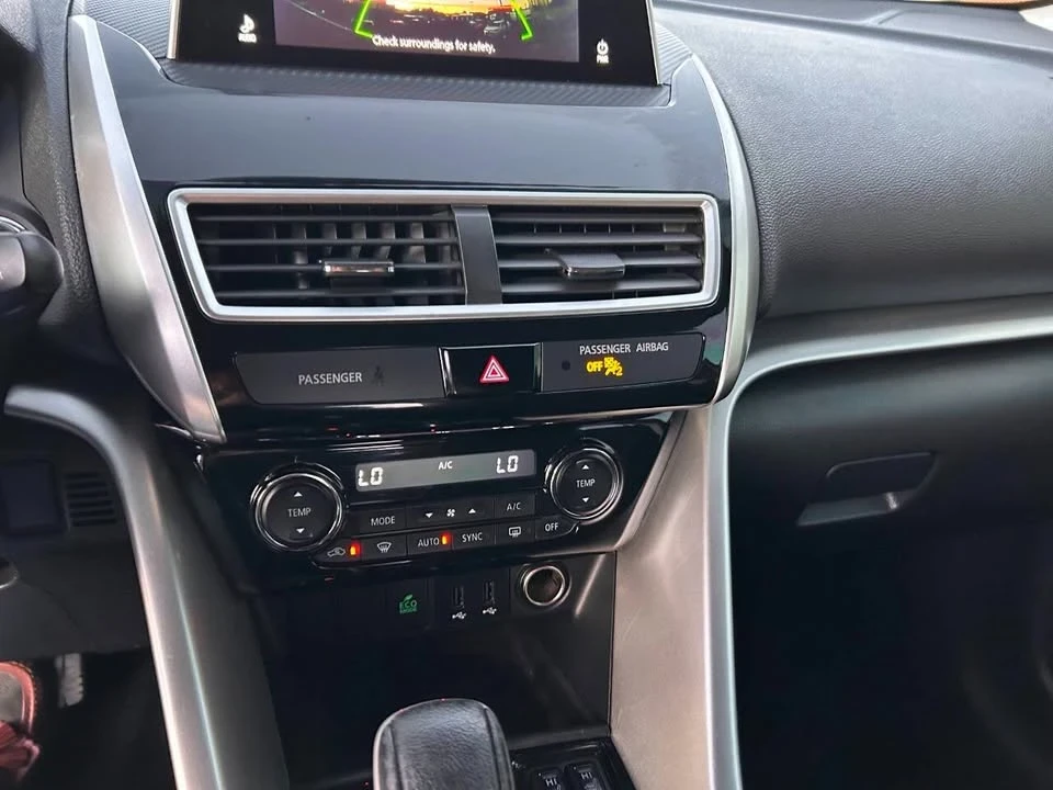 2018 Mitsubishi Eclipse Cross - Image 15 of 15