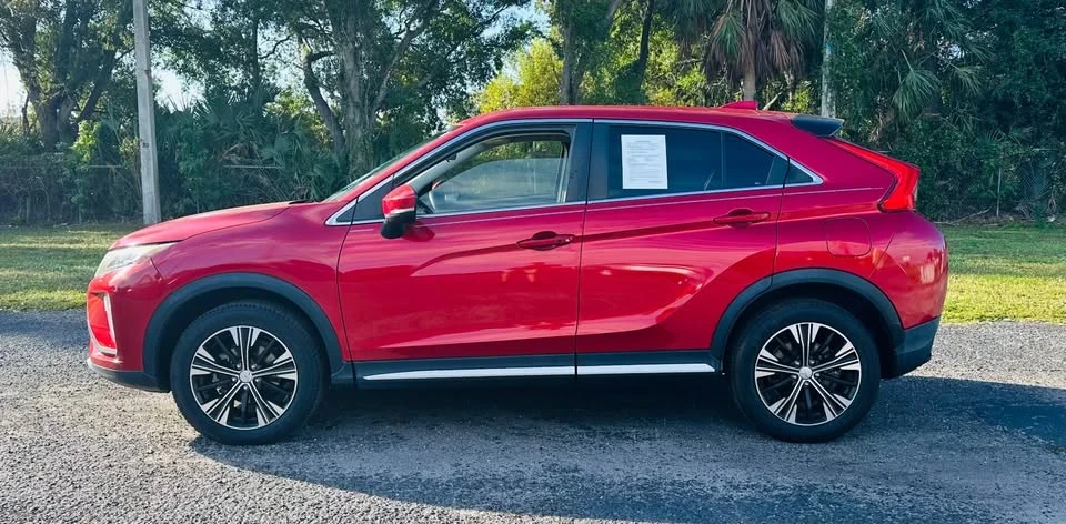 2018 Mitsubishi Eclipse Cross - Image 3 of 7