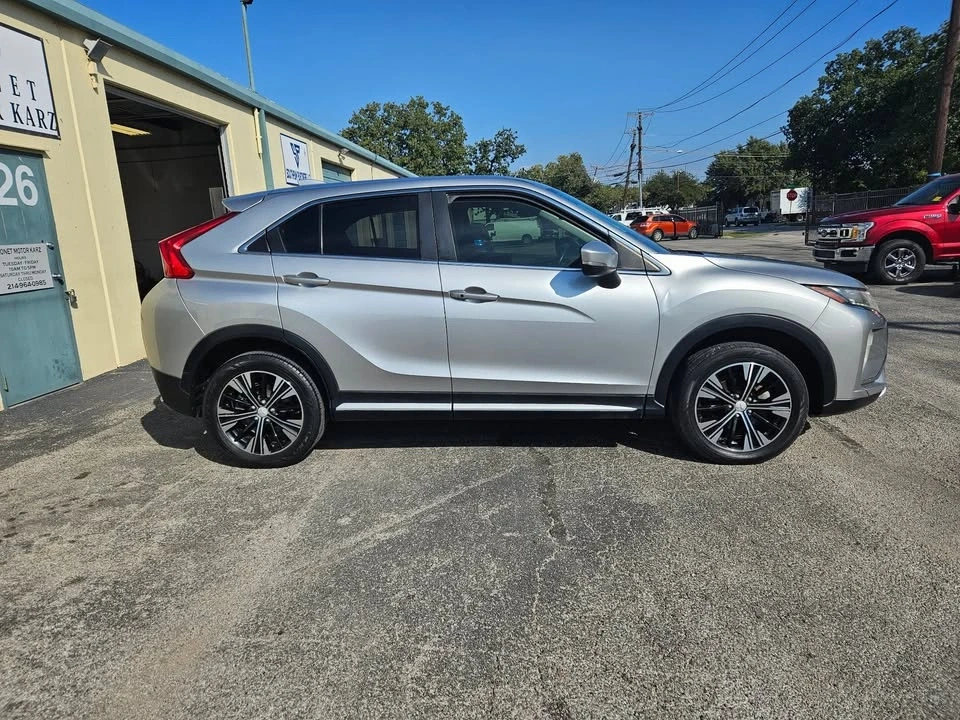 2018 Mitsubishi Eclipse Cross - Image 3 of 20
