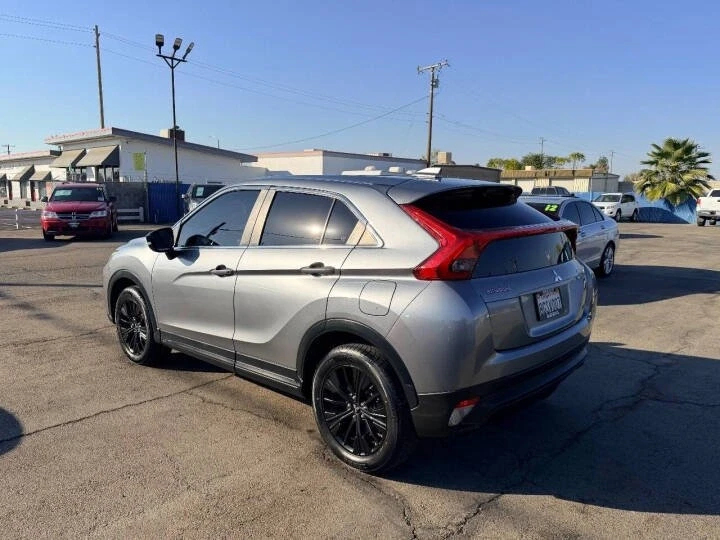 2018 Mitsubishi Eclipse Cross - Image 3 of 7