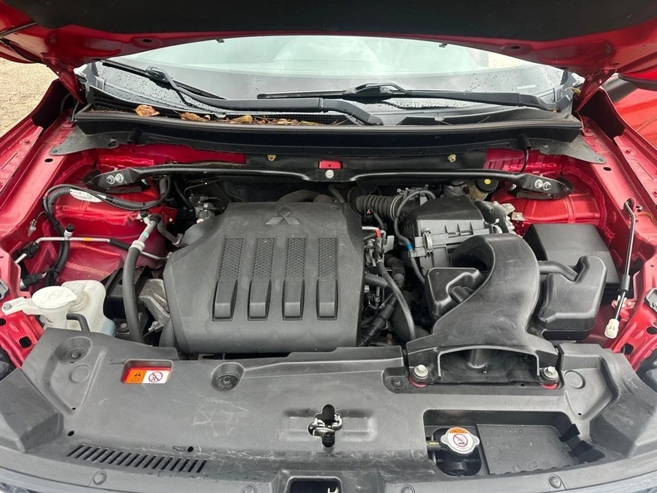 2018 Mitsubishi Eclipse Cross - Image 17 of 18