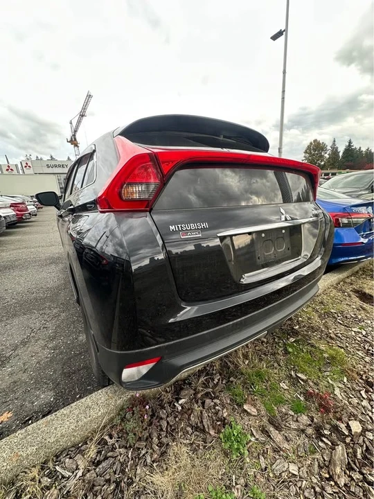 2018 Mitsubishi Eclipse Cross - Image 5 of 8