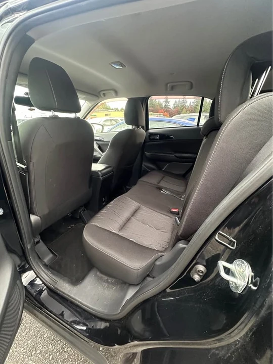 2018 Mitsubishi Eclipse Cross - Image 6 of 8