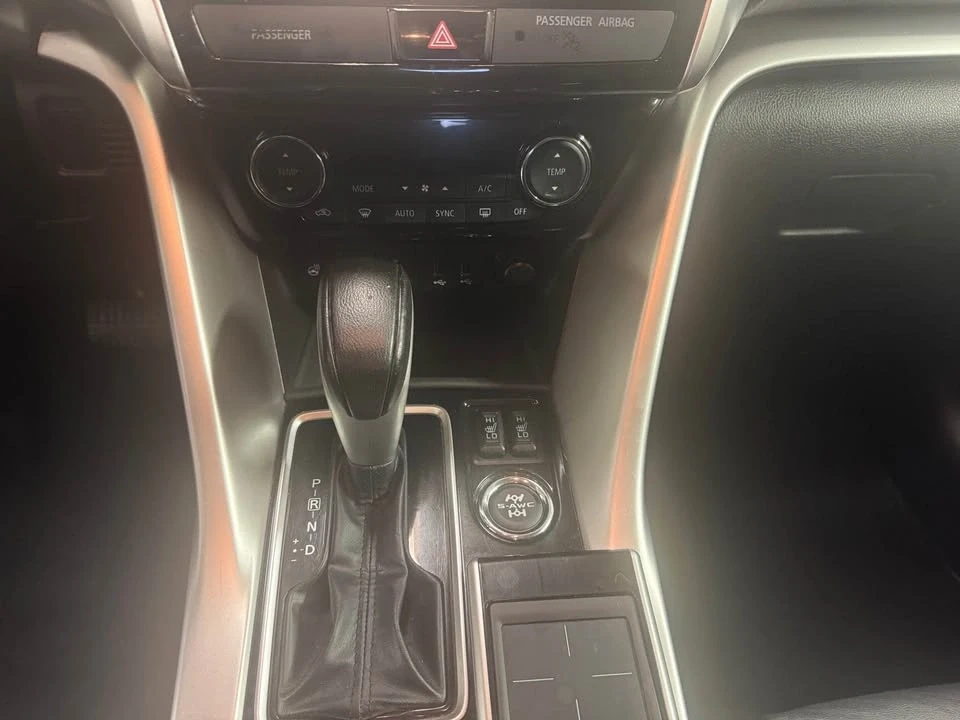 2018 Mitsubishi Eclipse Cross - Image 10 of 12