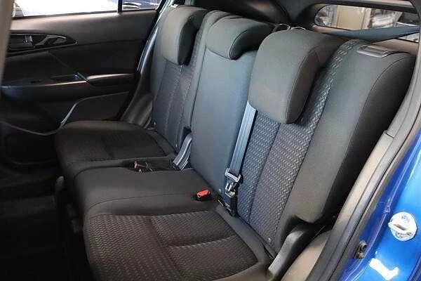 2018 Mitsubishi Eclipse Cross - Image 18 of 20