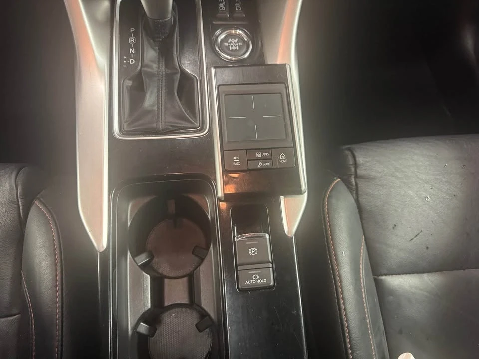 2018 Mitsubishi Eclipse Cross - Image 11 of 12