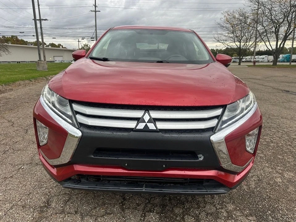 2018 Mitsubishi Eclipse Cross - Image 8 of 18