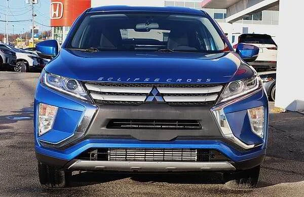 2018 Mitsubishi Eclipse Cross - Image 2 of 20