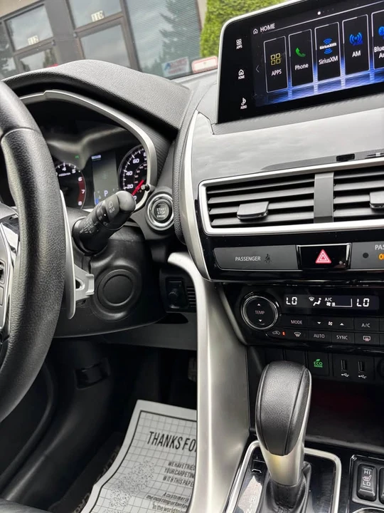 2018 Mitsubishi Eclipse Cross - Image 12 of 17