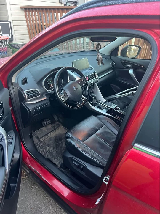 2018 Mitsubishi Eclipse Cross - Image 10 of 14