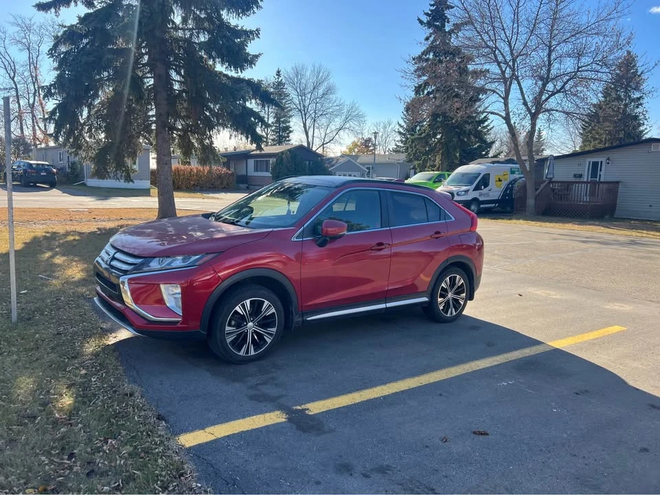 2018 Mitsubishi Eclipse Cross - Image 3 of 14