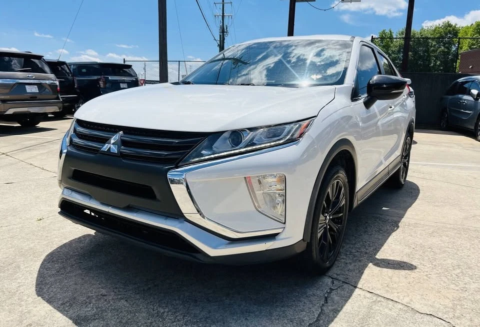 2018 Mitsubishi Eclipse Cross - Image 4 of 16