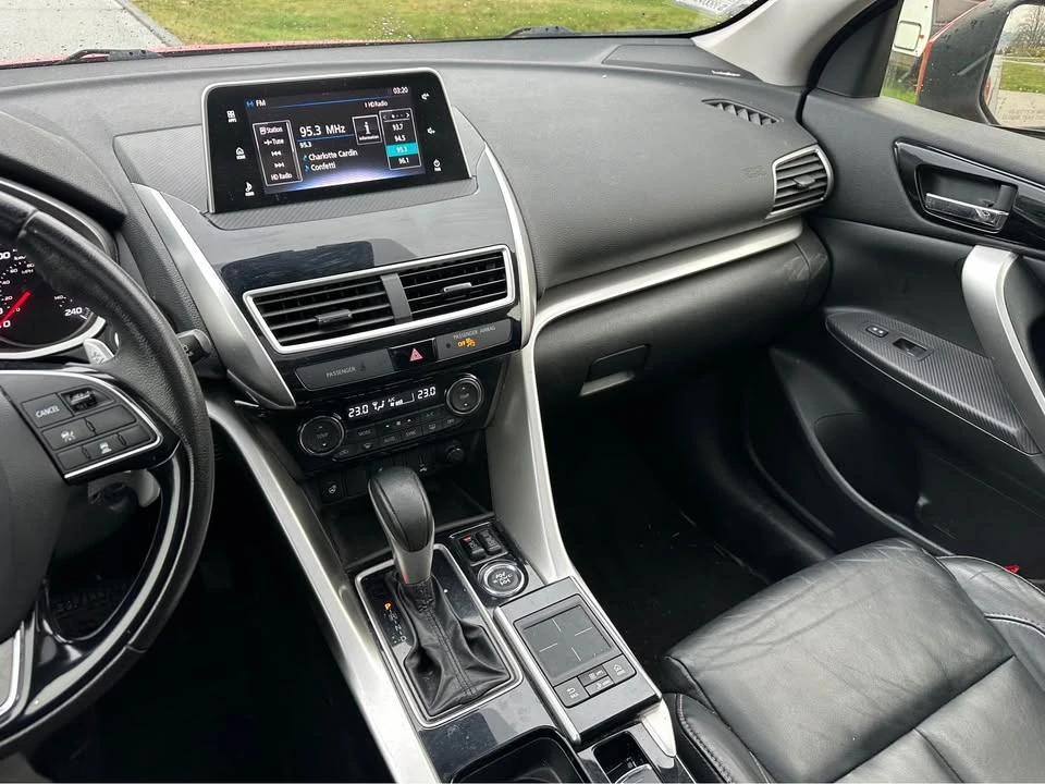2018 Mitsubishi Eclipse Cross - Image 13 of 14