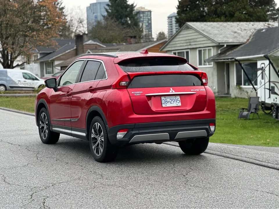 2018 Mitsubishi Eclipse Cross - Image 8 of 14
