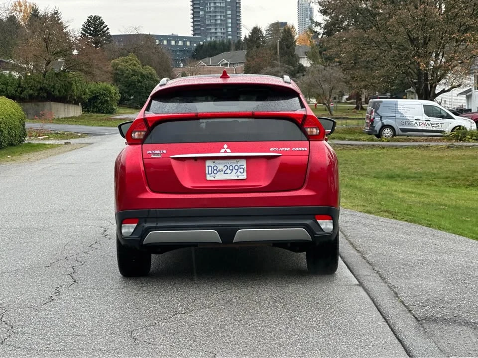 2018 Mitsubishi Eclipse Cross - Image 7 of 14