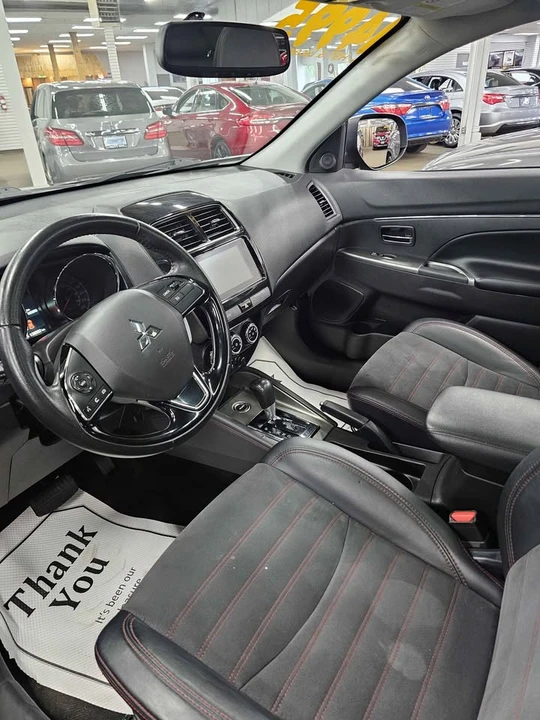 2018 Mitsubishi Eclipse Cross - Image 4 of 5