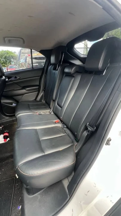 2018 Mitsubishi Eclipse Cross - Image 6 of 8