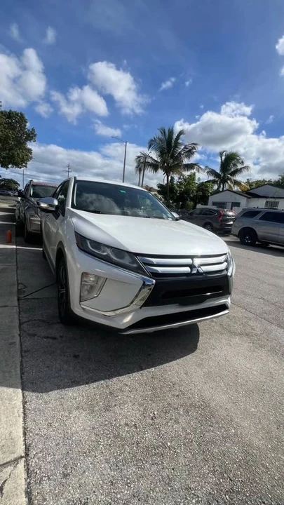2018 Mitsubishi Eclipse Cross - Image 4 of 8