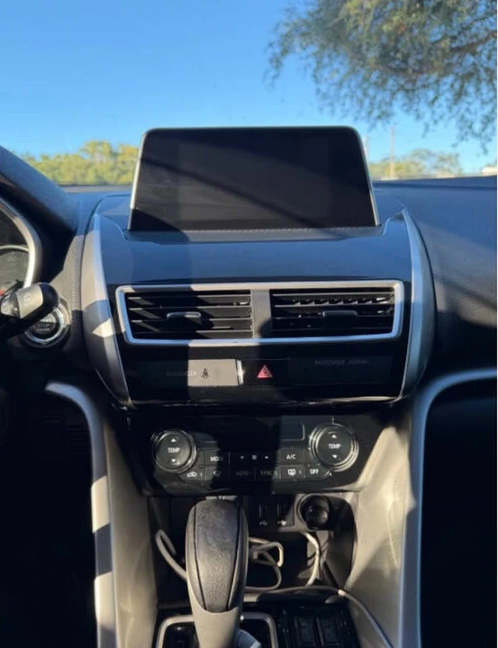 2018 Mitsubishi Eclipse Cross - Image 15 of 16