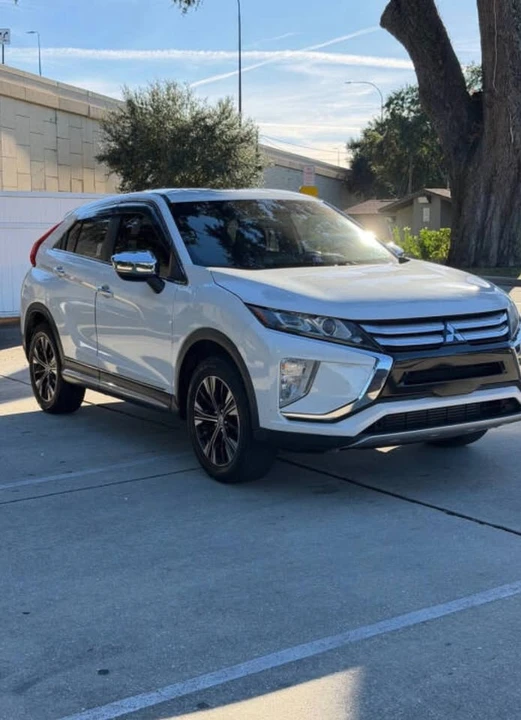 2018 Mitsubishi Eclipse Cross - Image 2 of 16