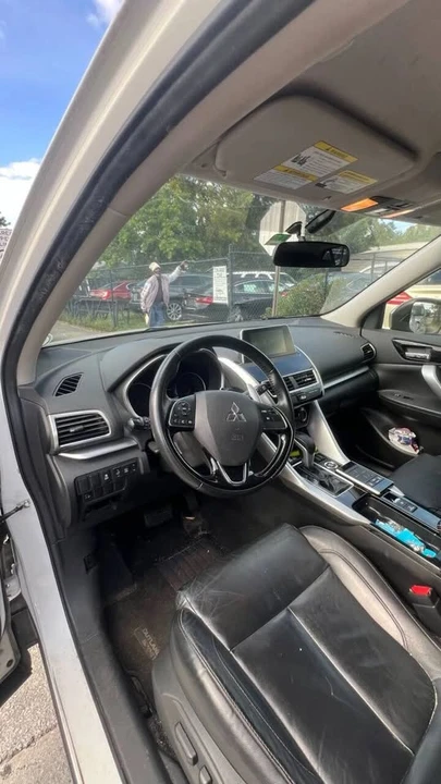 2018 Mitsubishi Eclipse Cross - Image 5 of 8