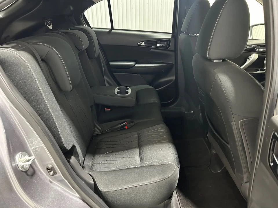 2018 Mitsubishi Eclipse Cross - Image 17 of 19