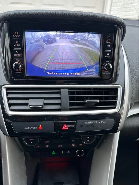 2018 Mitsubishi Eclipse Cross - Image 10 of 12