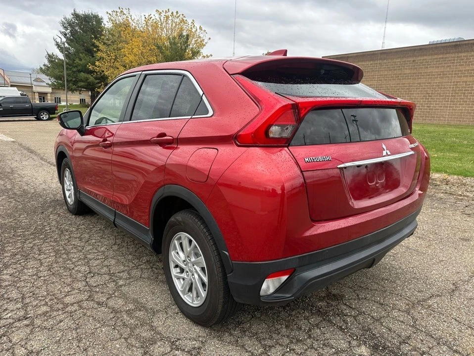 2018 Mitsubishi Eclipse Cross - Image 3 of 18