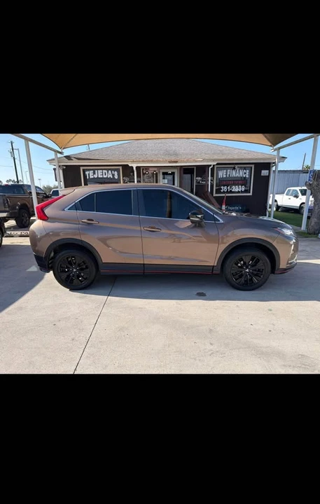 2018 Mitsubishi Eclipse Cross - Image 9 of 14