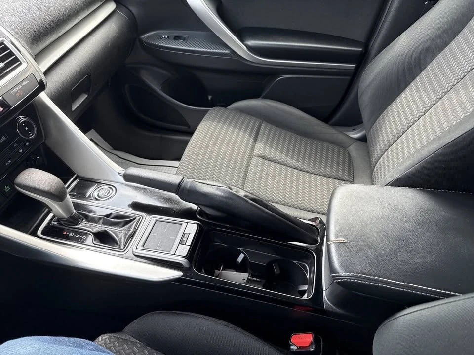 2018 Mitsubishi Eclipse Cross - Image 19 of 20