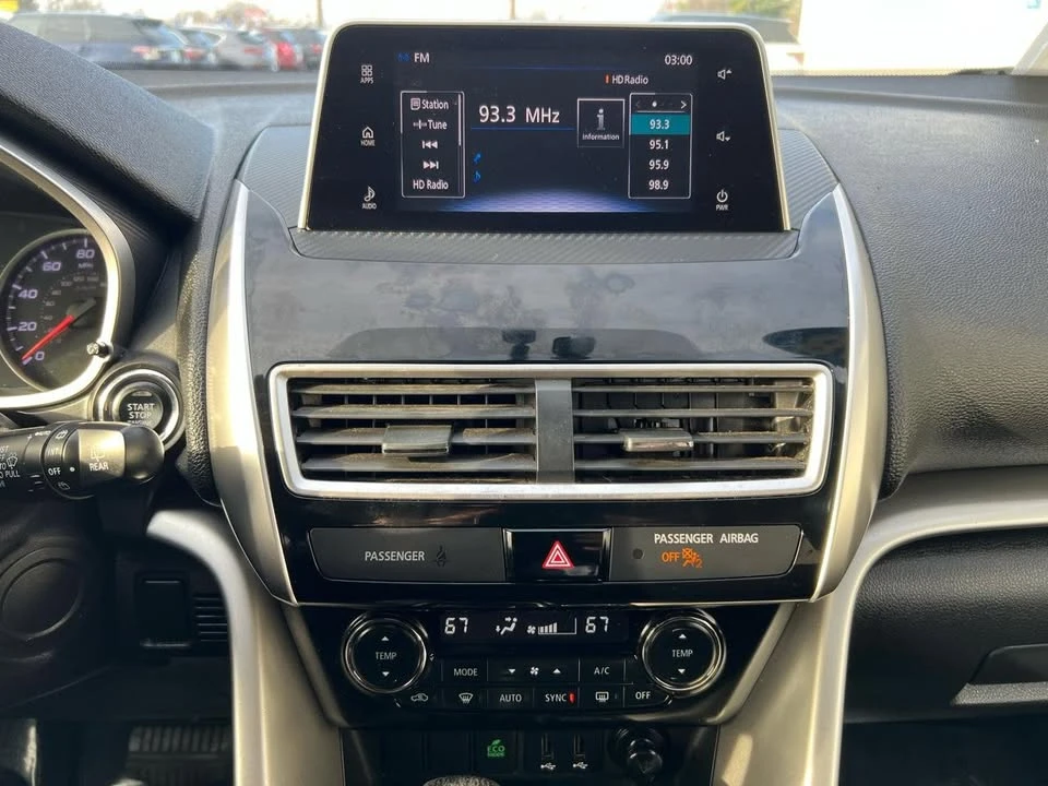 2018 Mitsubishi Eclipse Cross - Image 15 of 16