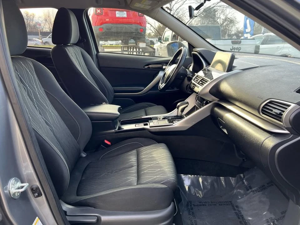 2018 Mitsubishi Eclipse Cross - Image 12 of 16