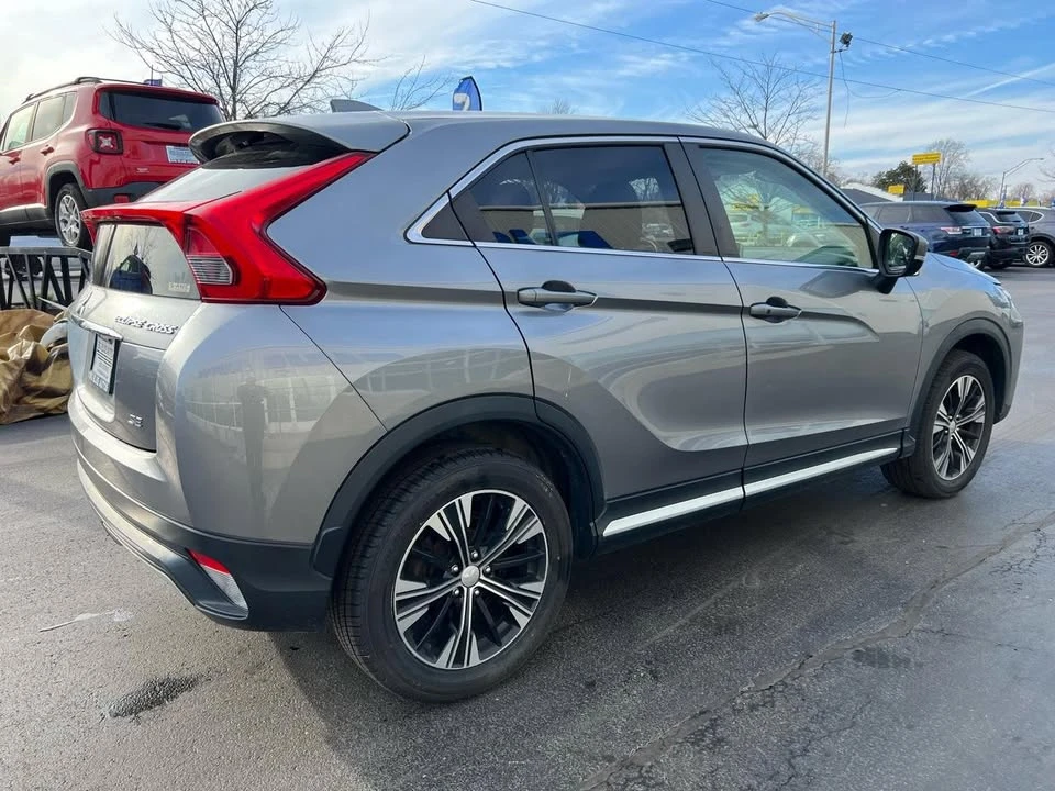 2018 Mitsubishi Eclipse Cross - Image 4 of 16